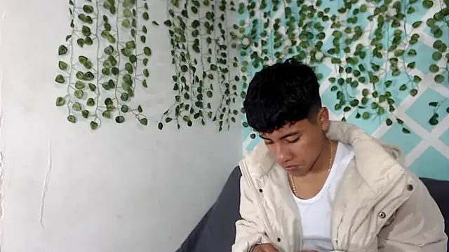 Snapshot of sebas_boys577 chatting on 09.12.25 sebas boys577 online show from 09.12.25