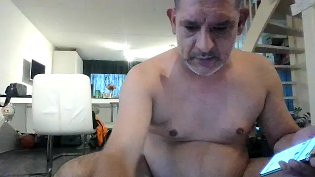 Snapshot of Stack111111 chatting on 09.18.25 Stack111111 online show from 09.18.25