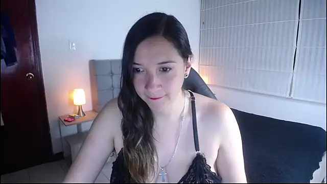 Agatha bellucci  online show from 09.09.25