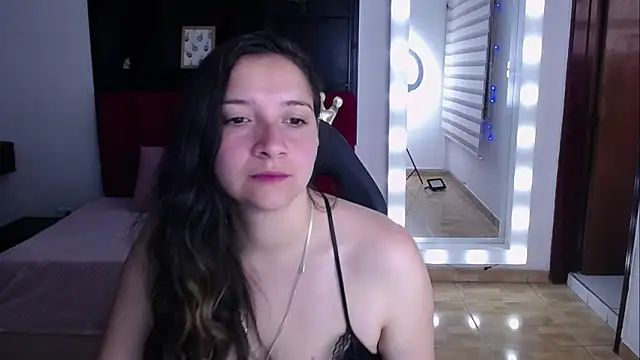 Agatha bellucci  online show from 09.28.25