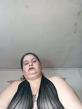 Snapshot of Ayma1983 chatting on 10.03.25 Ayma1983 online show from 10.03.25