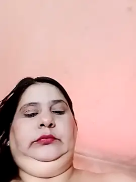 Snapshot of Ayma1983 chatting on 11.06.25 Ayma1983 online show from 11.06.25