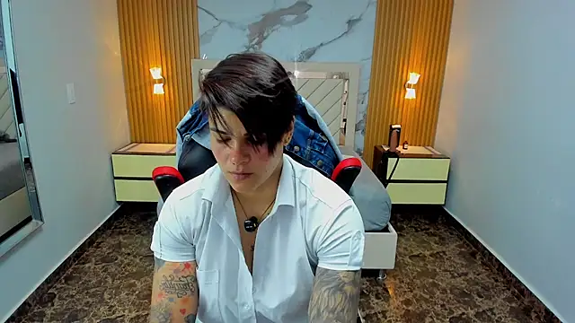 KAROLLJONES1 online show from 03.03.26