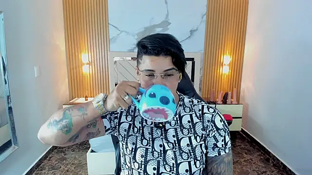 KAROLLJONES1 online show from 05.29.26