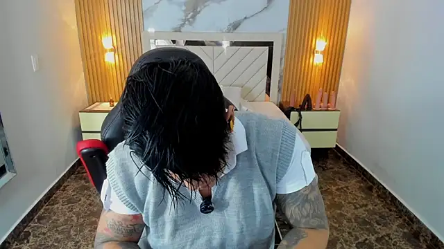 KAROLLJONES1 online show from 05.30.26