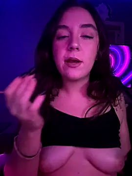 goddessmissmia online show from 10.26.25