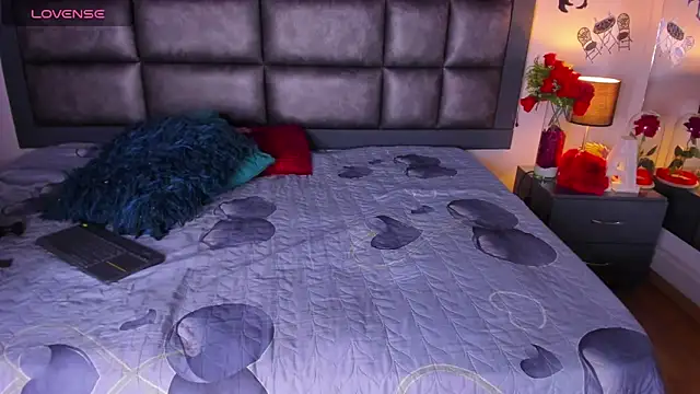 NathaliaLohans online show from 09.12.25