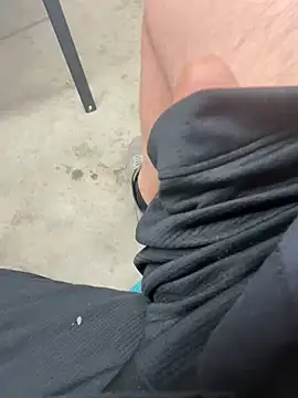 Snapshot of jamesliddick38 chatting on 03.21.26 jamesliddick38 online show from 03.21.26