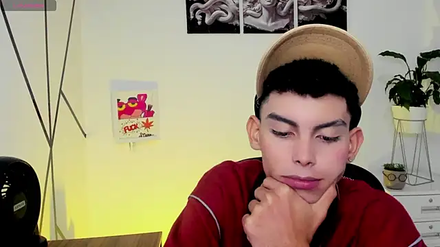 Room 69x online show from 10.12.25