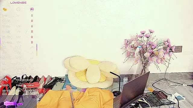 Solsken  online show from 10.10.25