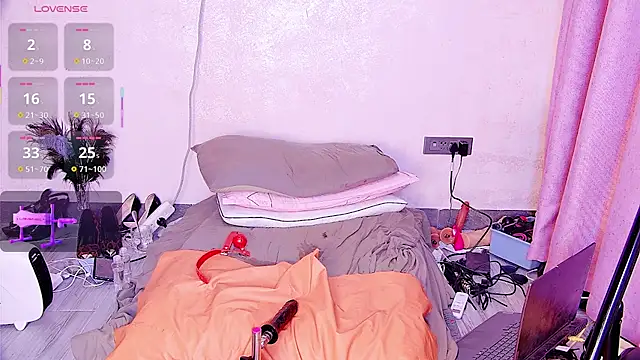 Solsken  online show from 02.06.26