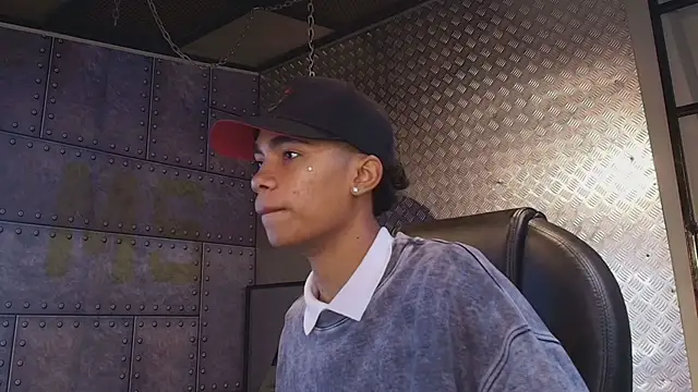 AlanCutee online show from 09.10.25