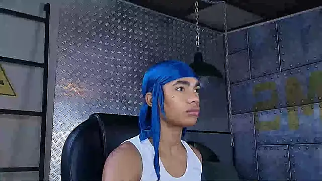 AlanCutee online show from 10.31.25