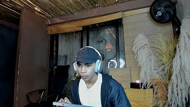 AlanCutee online show from 12.16.25