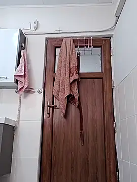 18cmyilmazta20 online show from 10.18.25