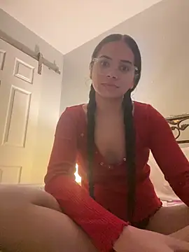 Snapshot of vixxnovalee chatting on 02.21.26 vixxnovalee online show from 02.21.26