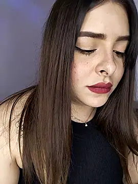 Nahomy cm online show from 11.20.25