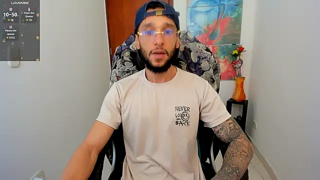 Cristhian teylor  online show from 09.10.25