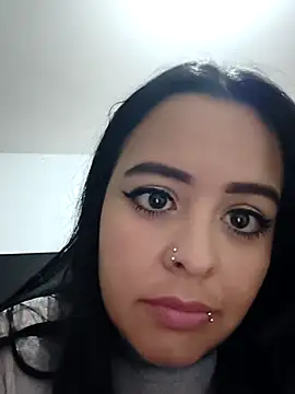 Sofia leving online show from 10.28.25