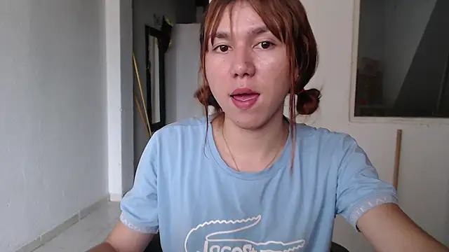 Dolly Peach  online show from 09.18.25