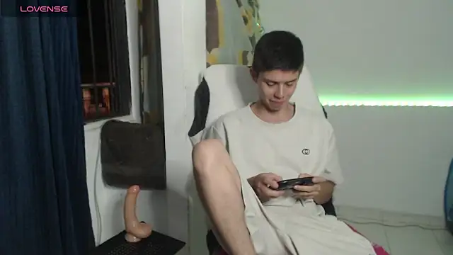 Snapshot of JhoanVelezModel chatting on 10.16.25 JhoanVelezModel online show from 10.16.25