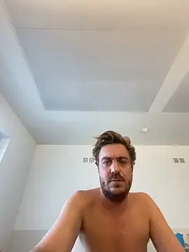 Snapshot of 3615-ULLA chatting on 10.19.25 3615-ULLA online show from 10.19.25