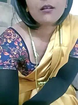 Snapshot of Queen_Kushi4 chatting on 09.27.25 Queen Kushi4 online show from 09.27.25