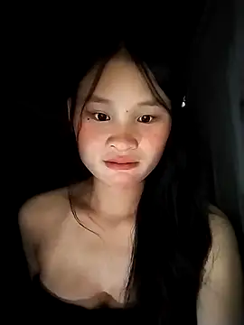 Snapshot of saronla_03 chatting on 10.09.25 saronla 03 online show from 10.09.25