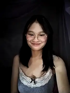 saronla 03 online show from 11.09.25