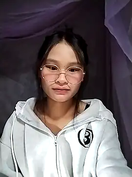 saronla 03 online show from 11.18.25