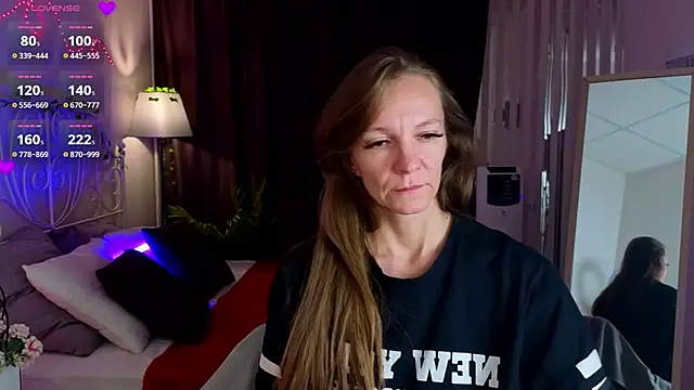 Snapshot of Jesica_mooon chatting on 02.06.26 Jesica mooon online show from 02.06.26