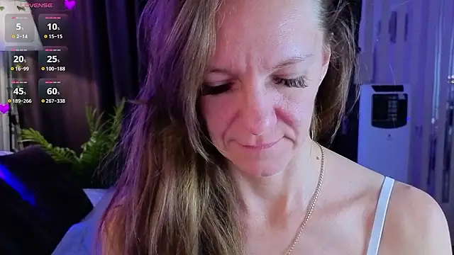 Snapshot of Jesica_mooon chatting on 02.12.26 Jesica mooon online show from 02.12.26