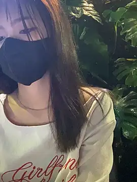 Snapshot of __BabyShowPublic__ chatting on 10.31.25   BabyShowPublic   online show from 10.31.25