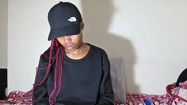 SexyBitchx01 online show from 09.12.25