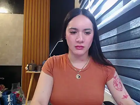 Yhanbeaufort18 online show from 09.18.25