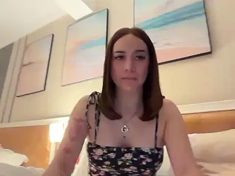 Yhanbeaufort18 online show from 10.25.25