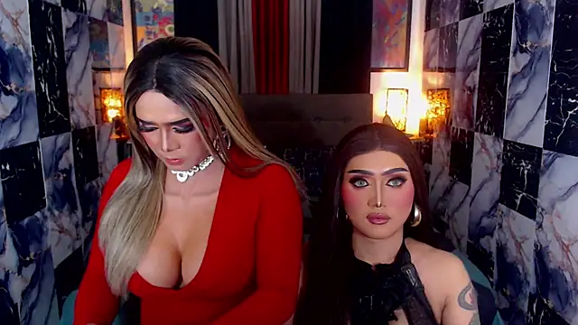 Snapshot of IndestructibleLily chatting on 09.28.25 IndestructibleLily online show from 09.28.25