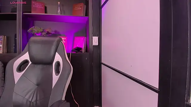 SamaraAnders  online show from 11.30.25