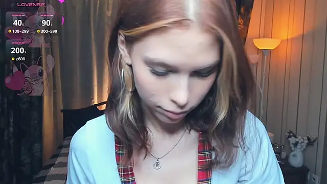 KyraConze online show from 10.06.25