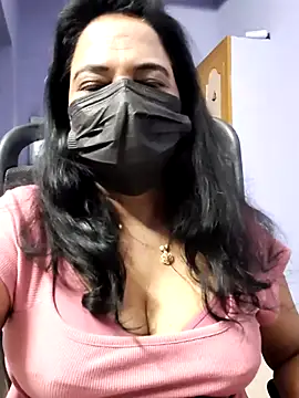 mallu-lover online show from 10.24.25