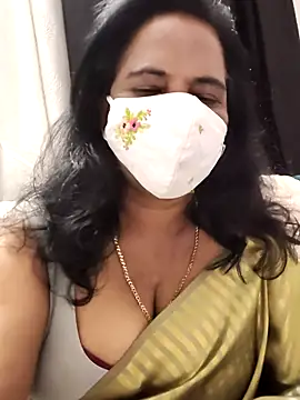 mallu-lover online show from 01.17.26