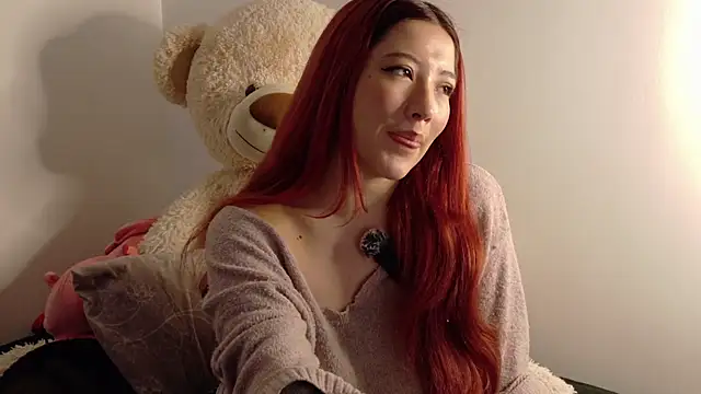 lunnaa  online show from 11.27.25