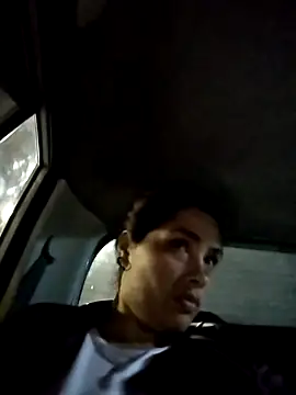 Camila Garcia  online show from 09.28.25