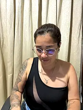 Camila Garcia  online show from 11.12.25