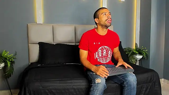 MikePark  online show from 09.11.25