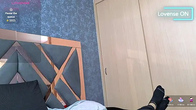 logan madoox online show from 09.11.25