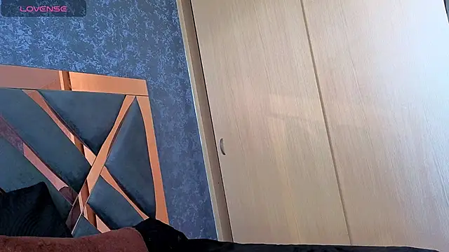 logan madoox online show from 09.15.25