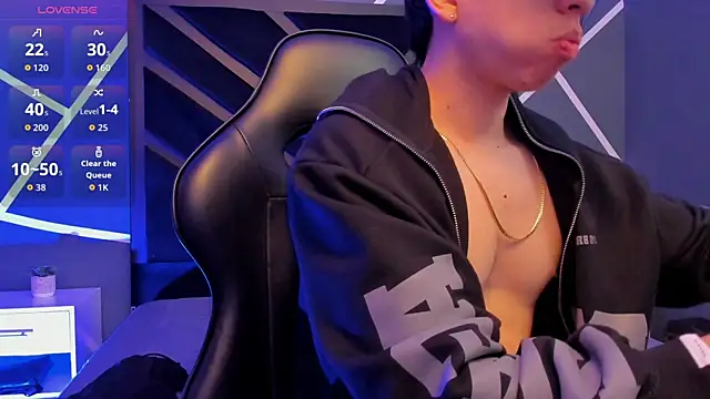 Eryonbradley online show from 10.07.25