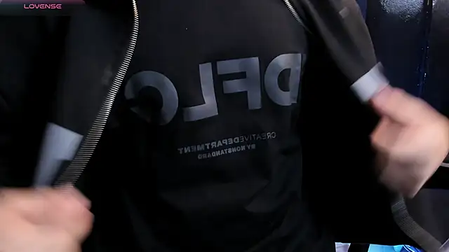 Eryonbradley online show from 11.07.25