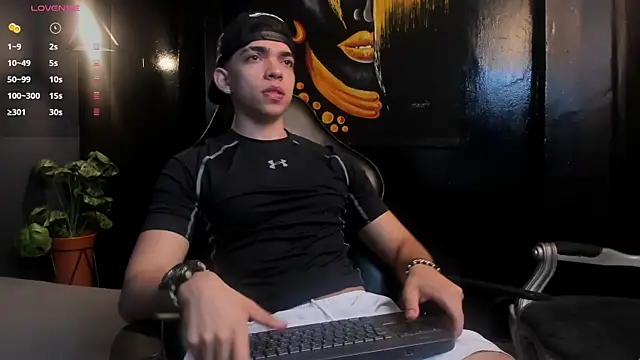 Eryonbradley online show from 11.26.25